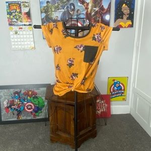 Purple/lavender and mustard tee with a real front pocket 💜🧡